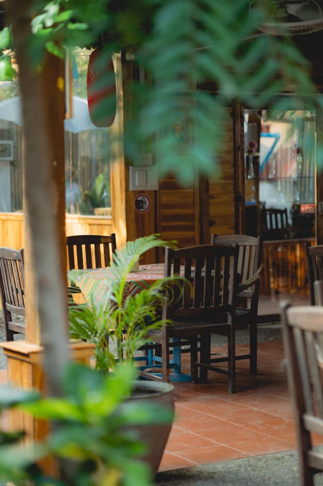 Chanthavong Hostel ルアンパバーン エクステリア 写真